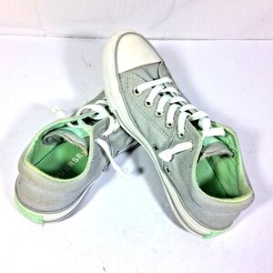 Vintage Women's Size 7 Gray and Lime Green Low Top Converse All-Stars Sneakers